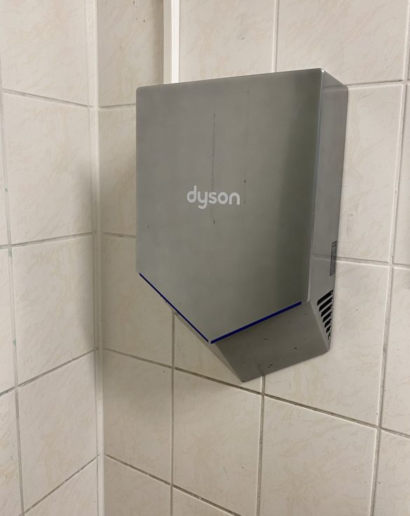 Erste Maßnahmen nur Schultoiletten-Aufwertung